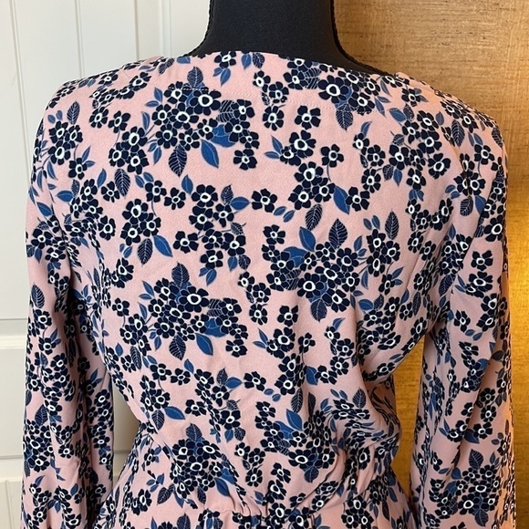 J. Crew Size 4 Surplice Peplum Floral Top Pink Blue Spring Flowers Tailored - Picture 6 of 9